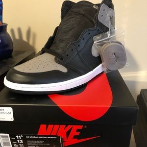 Air Jordan 1 Shadow